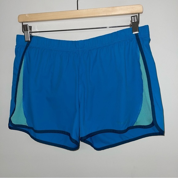 Patagonia Strider Shorts Women's Size Medium Blue Mint Running Lined  Mesh 3.25" - Picture 3 of 9